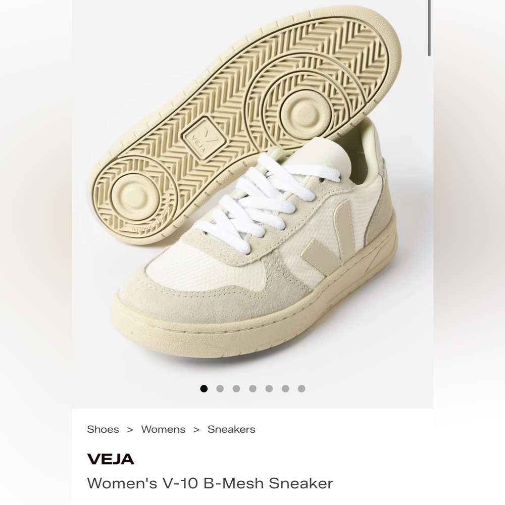 Veja V-10 B-mesh sneaker